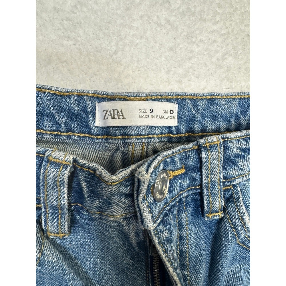 ZARA Kids Jeans Blue Distressed Denim Straight Leg Raw Hem Size 9 - Picture 5 of 6